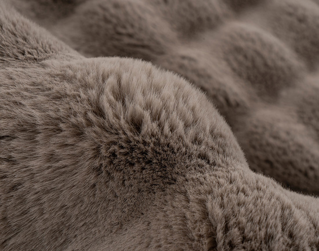 Tapis 200x290 cm en fausse fourrure Sweety