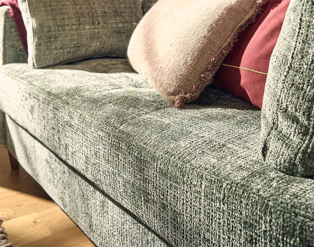 Canapé droit 2 places avec poche en velours texturé Anna