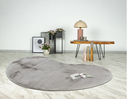 Tapis organique fausse fourrure gris Joy