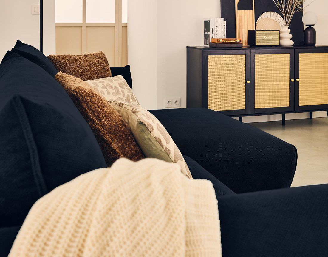 Canapé d'angle droit 4 places convertible avec coffre en tissu Gianni