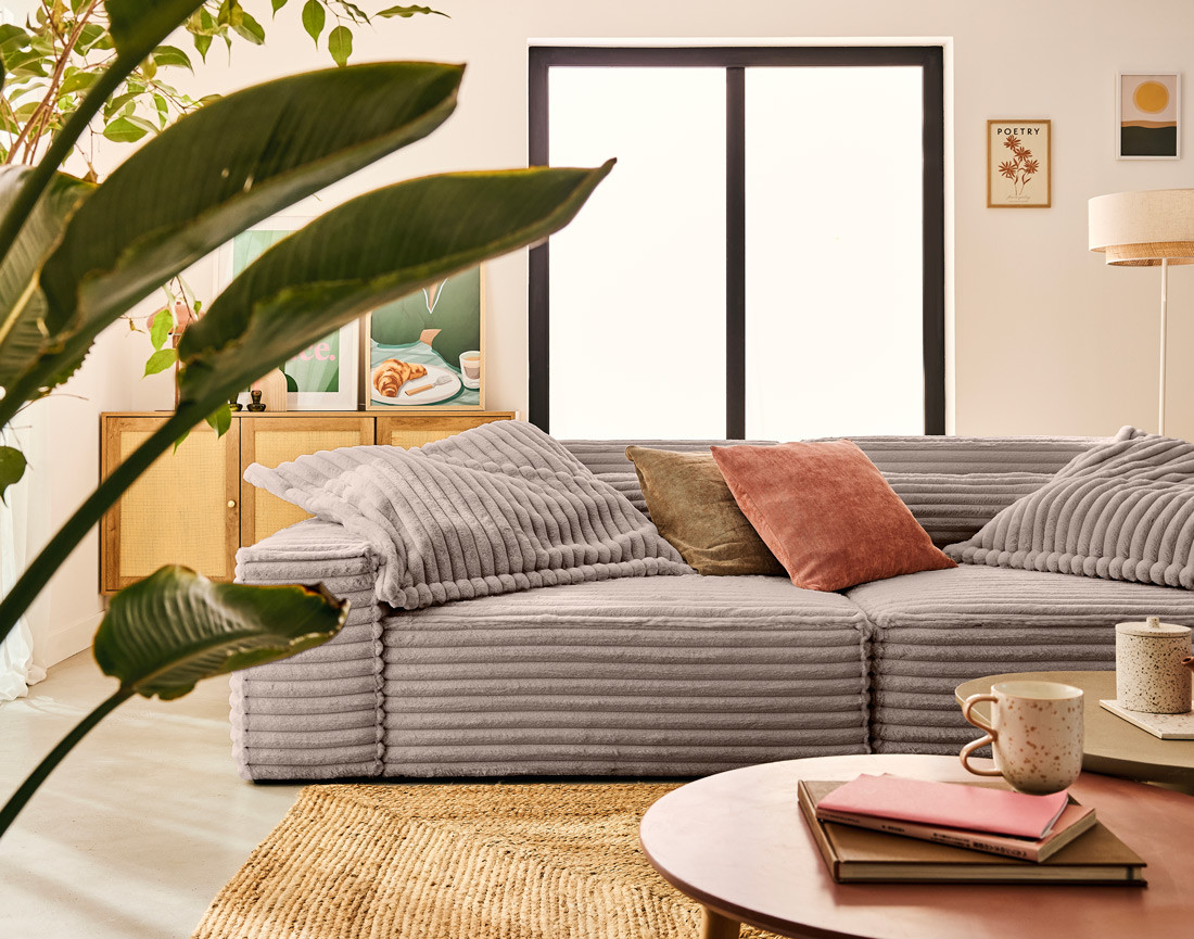 Canapé droit 3 places avec double méridienne en fausse fourrure côtelée Richie