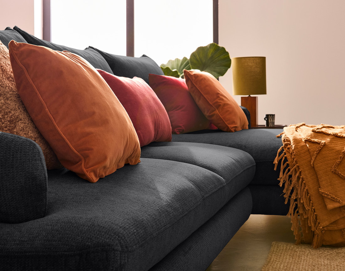 Canapé d'angle droit 4 places convertible avec coffre en tissu texturé Ninon