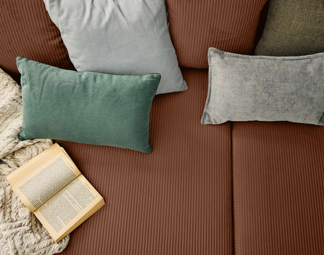 Canapé droit 4 places avec double méridienne assise profonde en velours côtelé Topaze