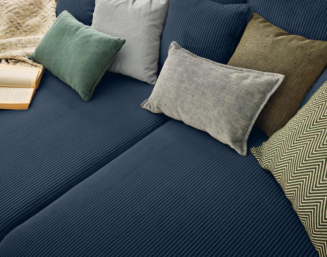 Canapé droit 4 places avec double méridienne assise profonde en velours côtelé Topaze