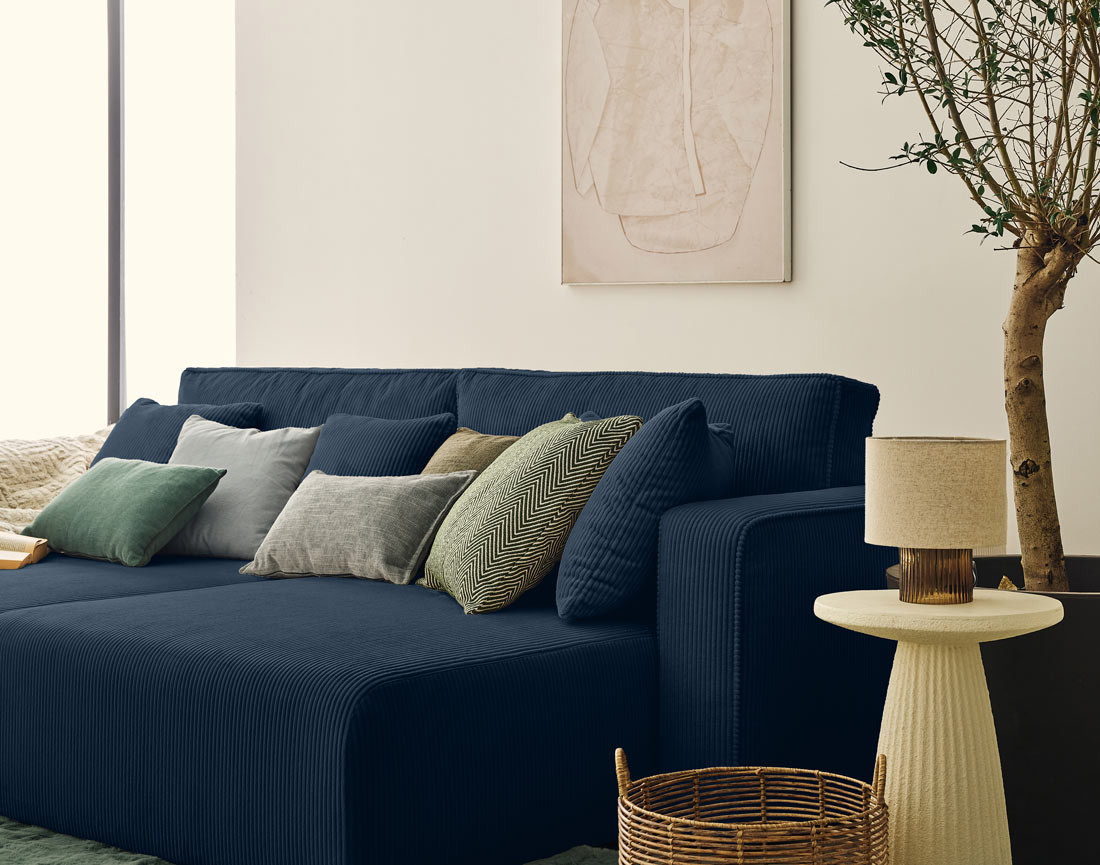 Canapé droit 4 places avec double méridienne assise profonde en velours côtelé Topaze