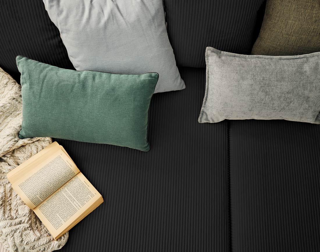 Canapé droit 4 places avec double méridienne assise profonde en velours côtelé Topaze