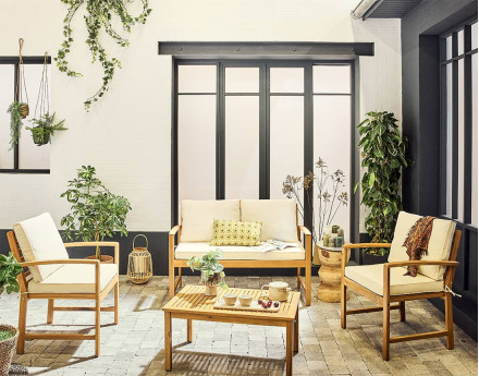 Salon de jardin en bois massif d'acacia 4 places coussins beige Kaili