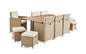 Ensemble table et chaises de jardin