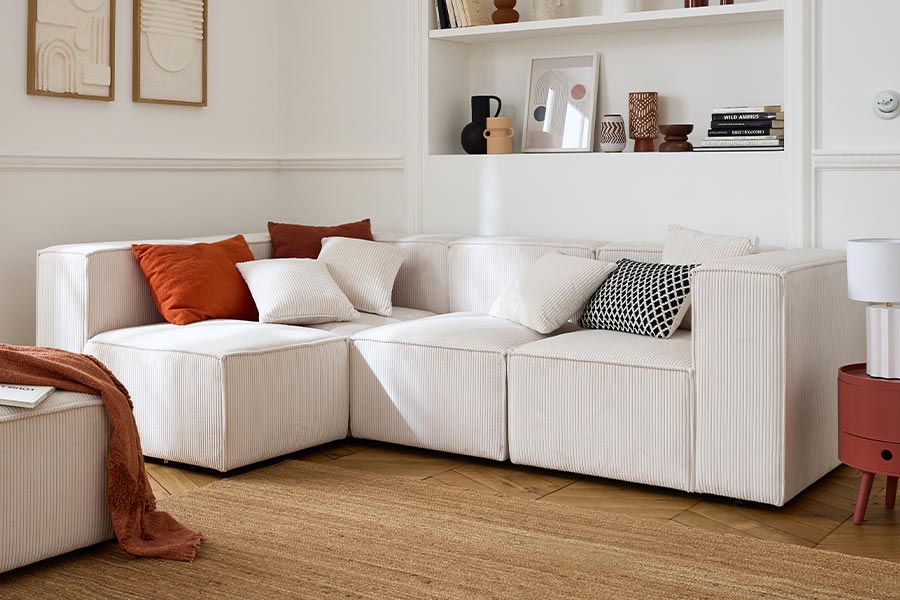 Comment agencer mon séjour avec un canapé en velours côtelé ?