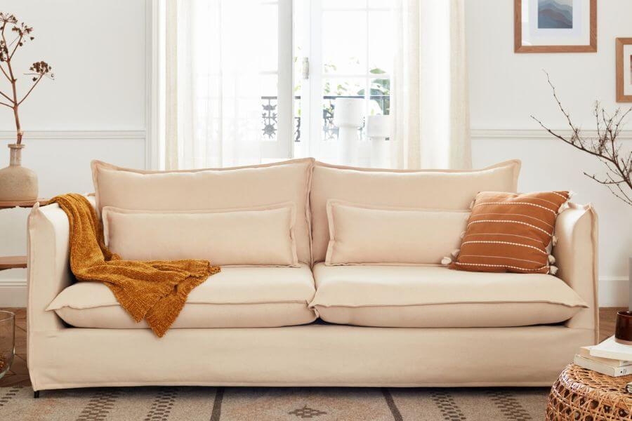 Comment entretenir et nettoyer un canapé déhoussable sans machine ?