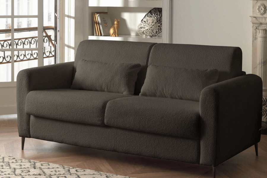 Quelles couleurs associer avec votre canapé tissu bouclette ?